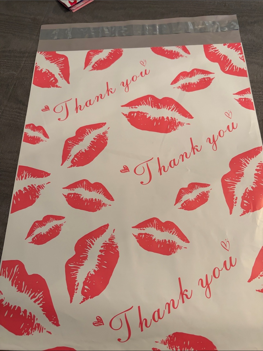 Thank You Pink Lip Print 10x-14 Polymailers -set of 20 - Picture 4 of 4